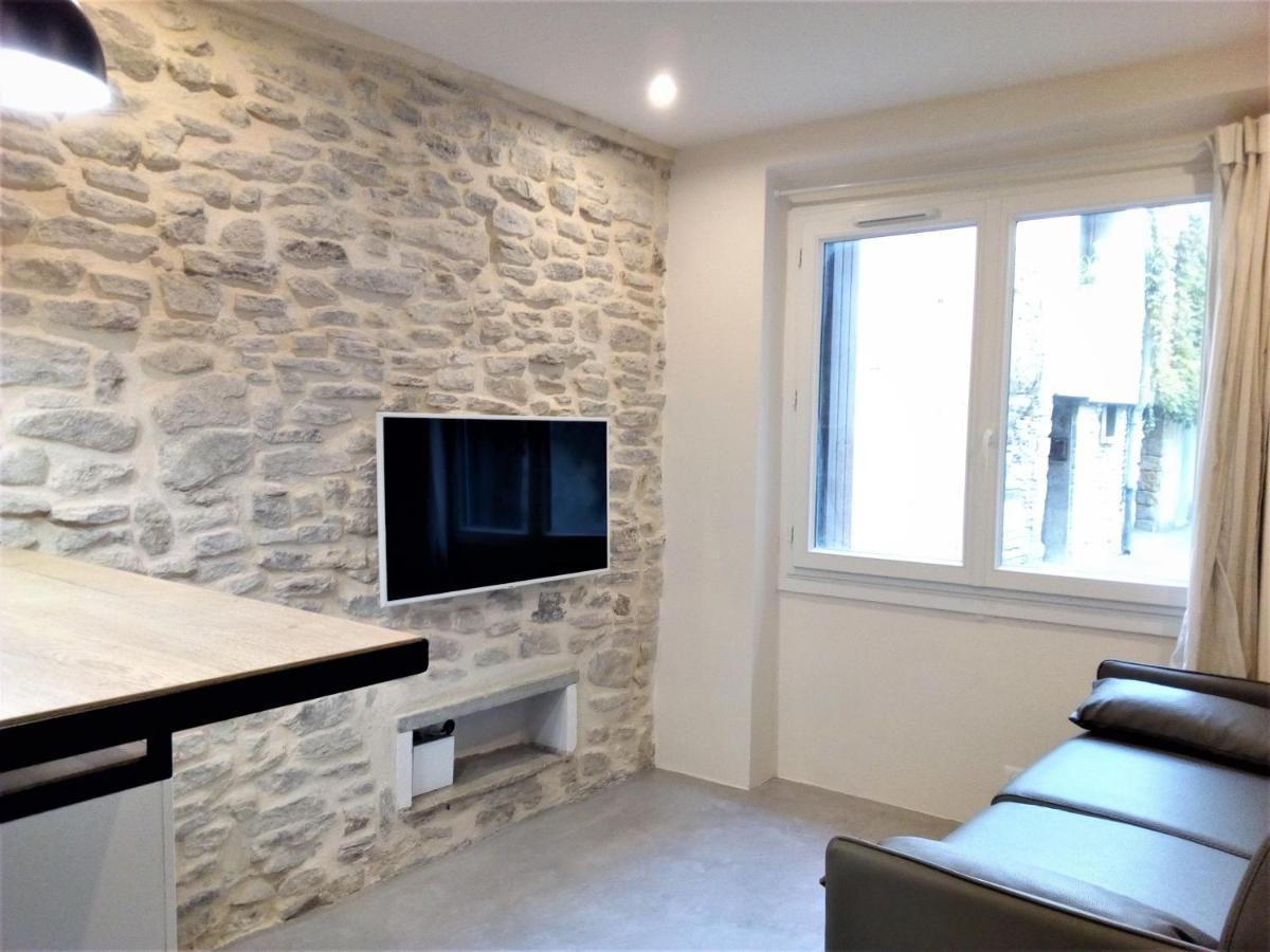 Le Petit Studio - 15 M2 - Centre Ville - Sorgue A 50 M LʼIsle-sur-la-Sorgue Exterior foto