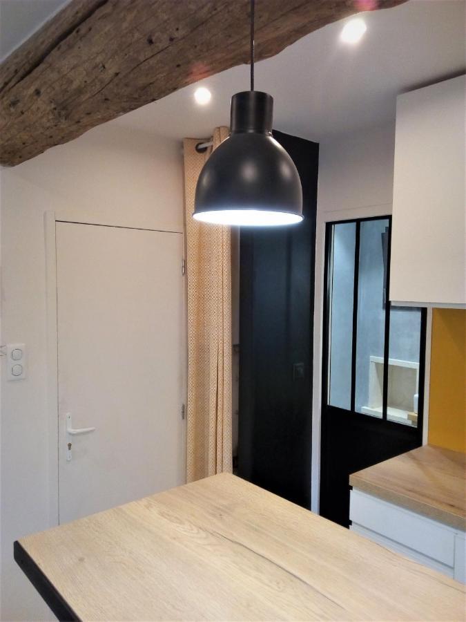 Le Petit Studio - 15 M2 - Centre Ville - Sorgue A 50 M LʼIsle-sur-la-Sorgue Exterior foto